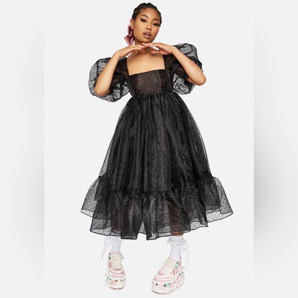 SELKIE The Caviar French Puff Dress
